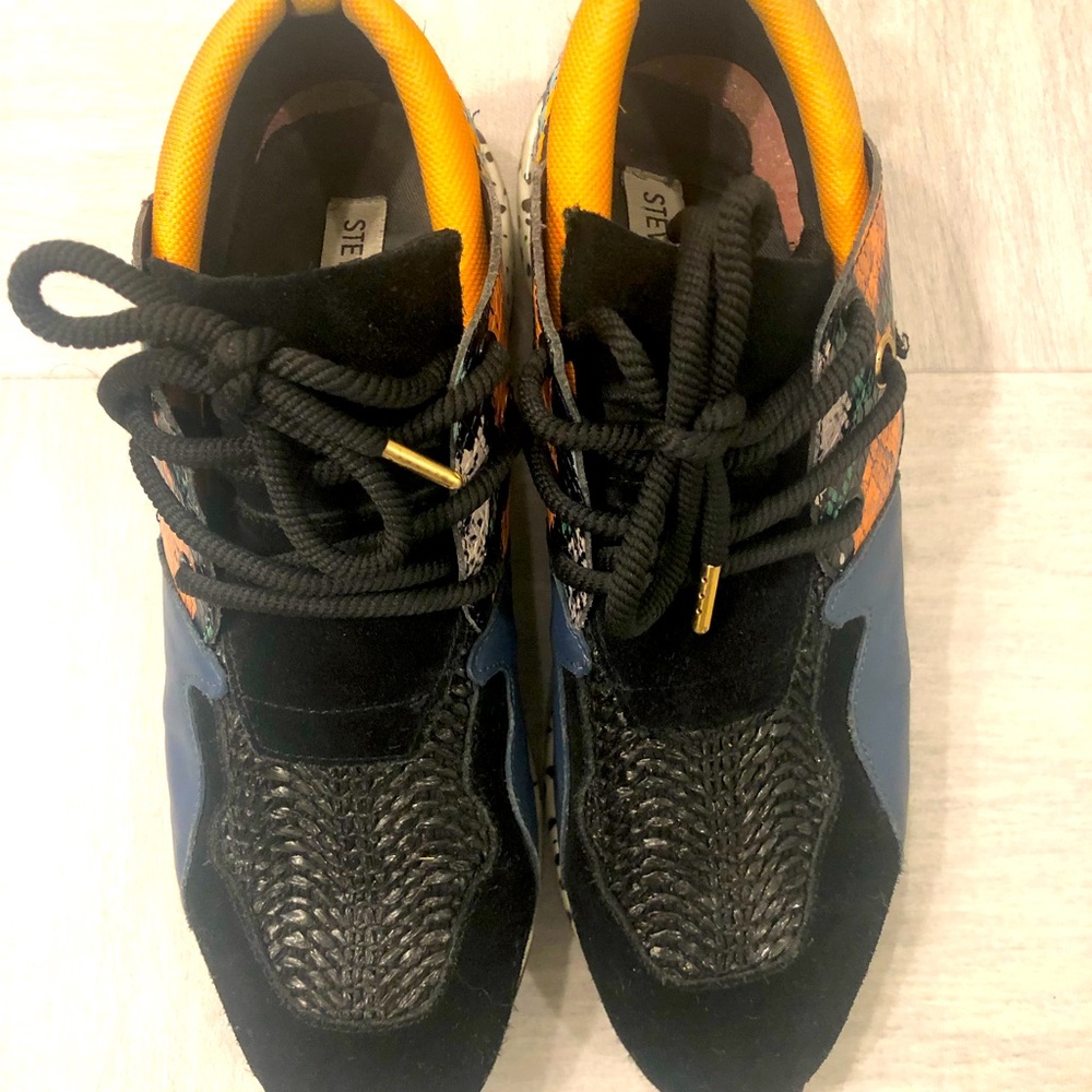 Women Steve Madden Size 11 Sneaker Casual